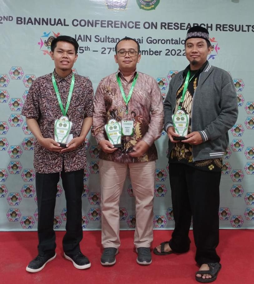 Singkirkan UIN Aceh dan UIN Surabaya, Mahasiswa S3 Studi Islam UIN Walisongo Raih Anugrah Peneliti Madya Terbaik Bidang Integrasi Ilmu dari Kemenag RI